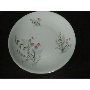 Royal Duchess Dinner Plate 9 3/4"